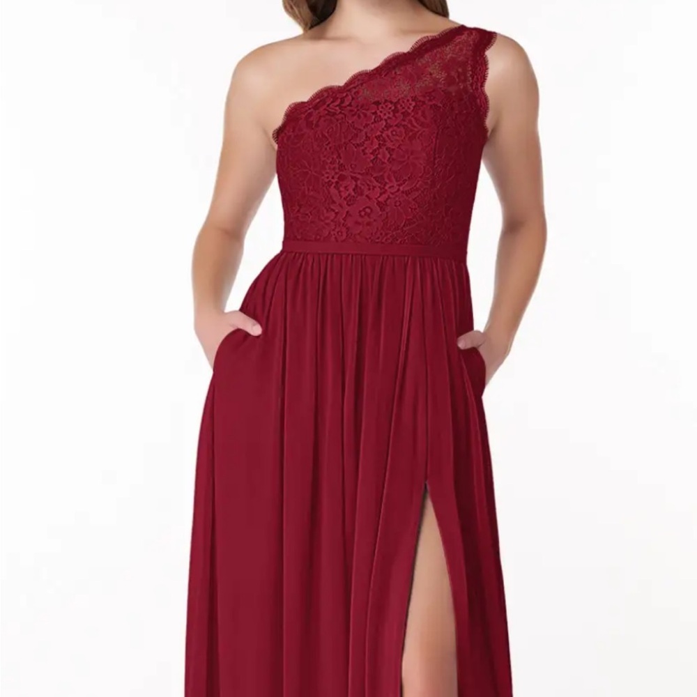 NWT AZAZIE BURGUNDY FORMAL DRESS